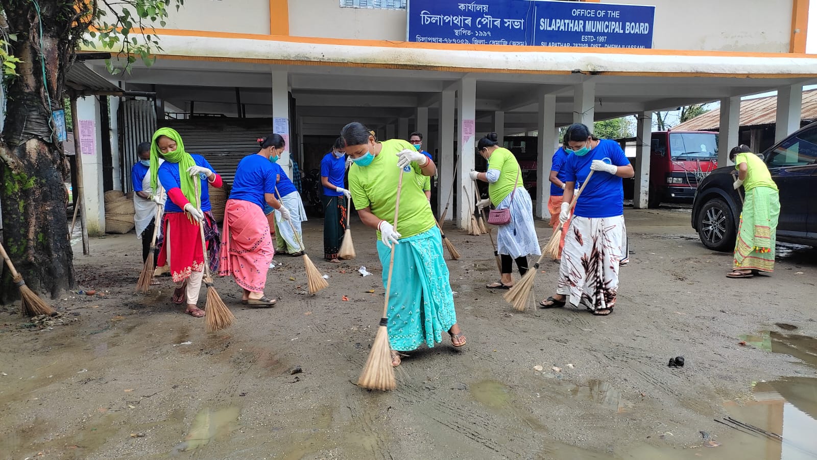 Cleaning Drive at Silapathar Municipal Office Surroundings - Photo 1
